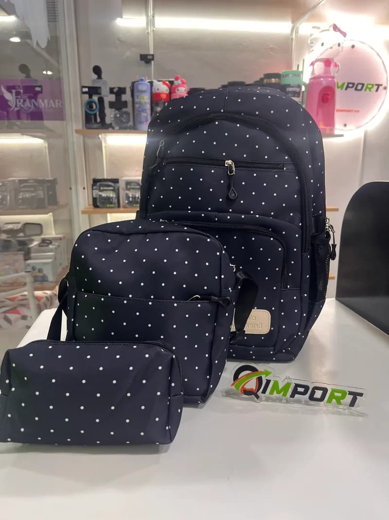 Set de Morral Negro 3 Piezas - Diseño de Puntos Blancos con Bolso Cruzado