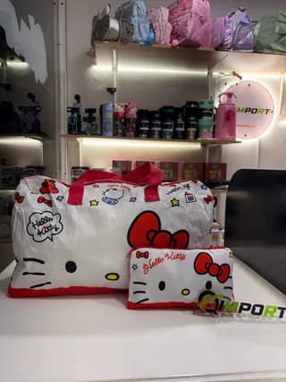 Bolso de Gimnasio Sanrio Kuromi - Set de 2 Piezas (Bolso + Neceser) 1