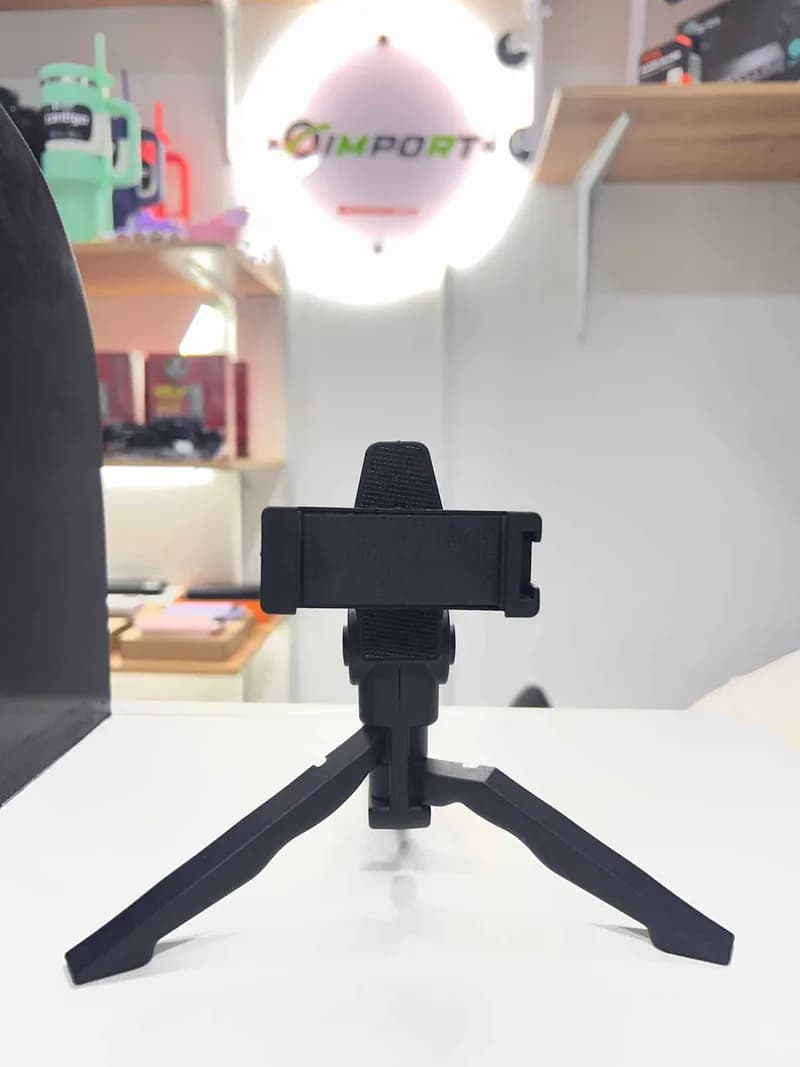 Trípode Sencillo Universal para Celular - Soporte Ajustable y Ligero