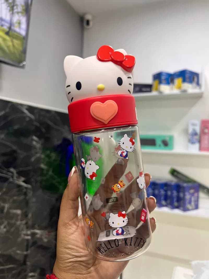 Botella de Agua Hello Kitty 500ml - Pachón Infantil con Tapa 3D