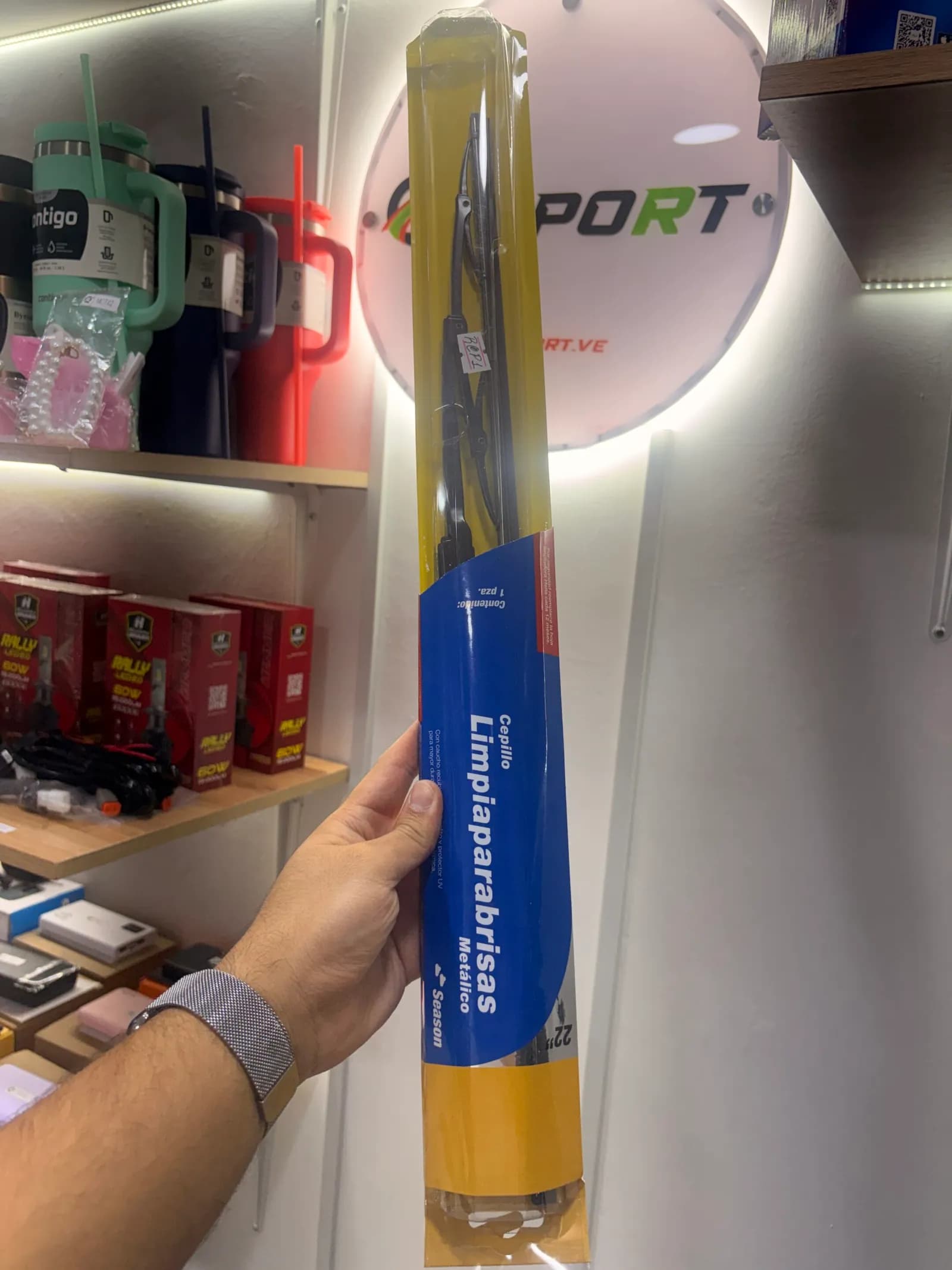 Cepillo Limpiaparabrisas 22" Hella Soft Wiper Metálico