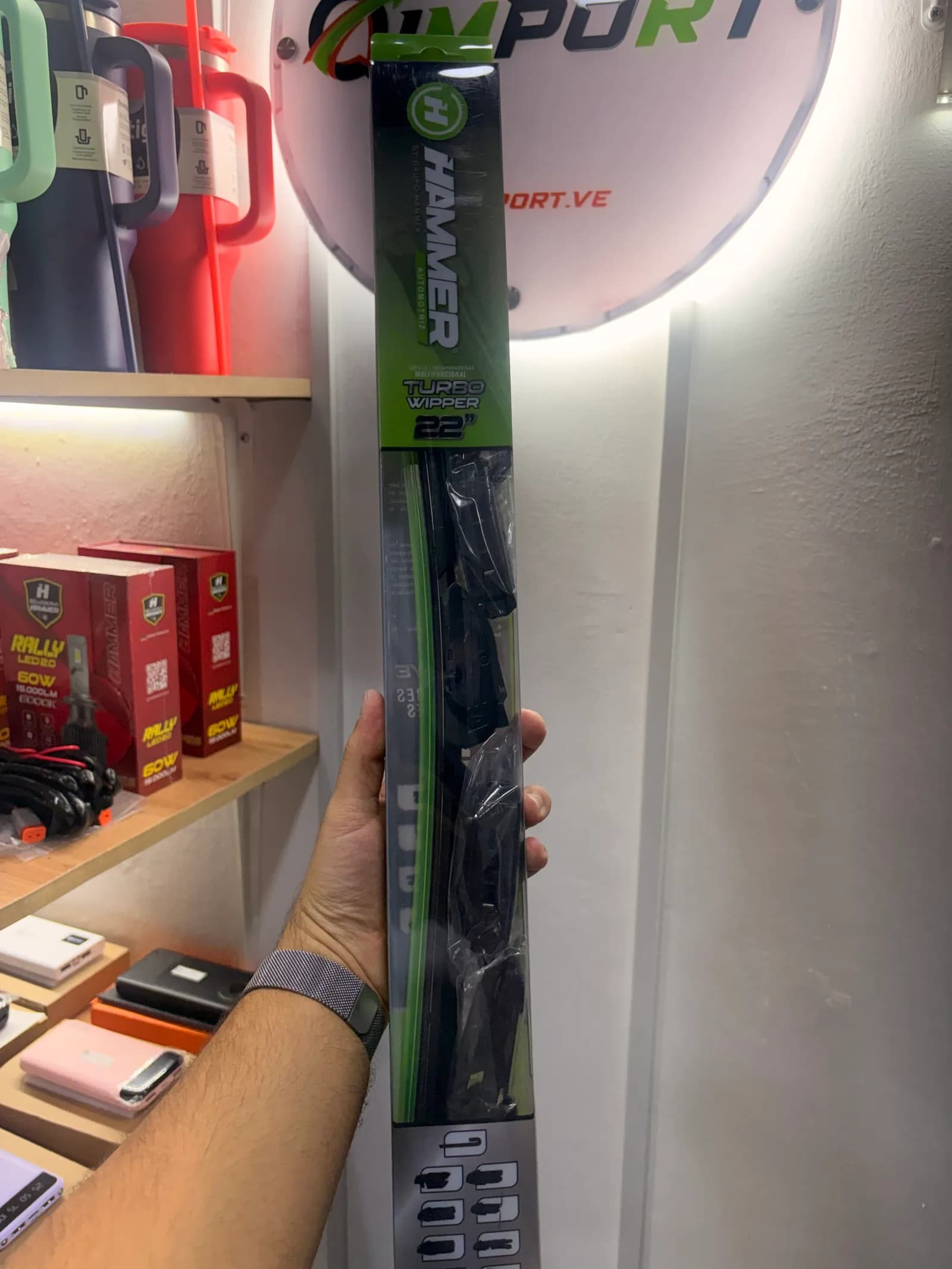 Cepillo Limpiaparabrisas Multifuncional 22" Hammer Ecotech
