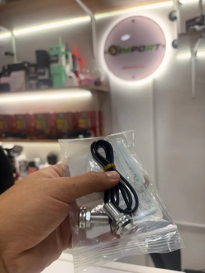 Par de Luces LED Ojo de Águila 18mm 12V Blanca (Kit 2 Piezas)