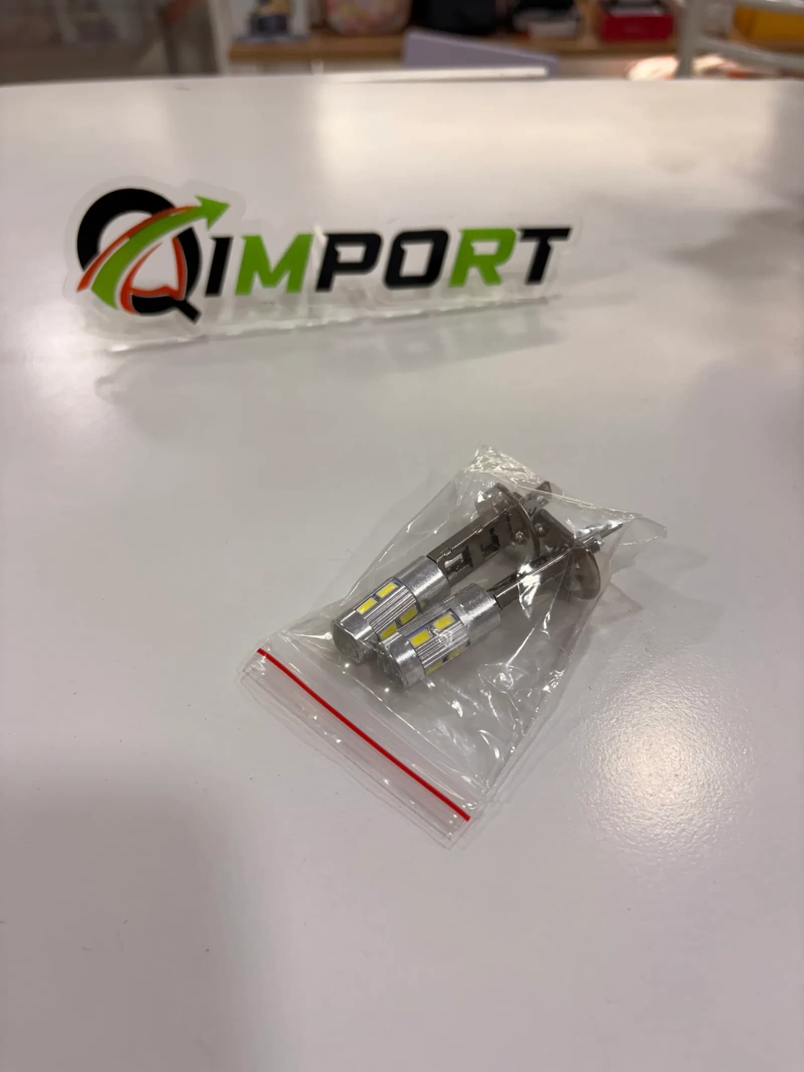 Luz LED H1 6000K 6.000LM con Lupa