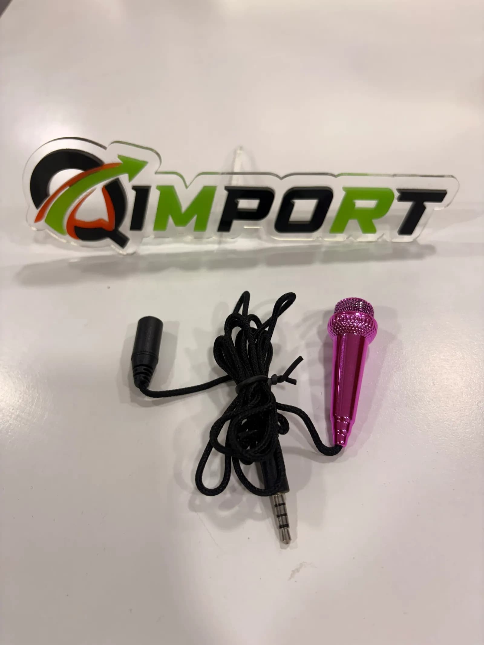 Mini Micrófono Portátil Rosado para Celular - Edición Especial