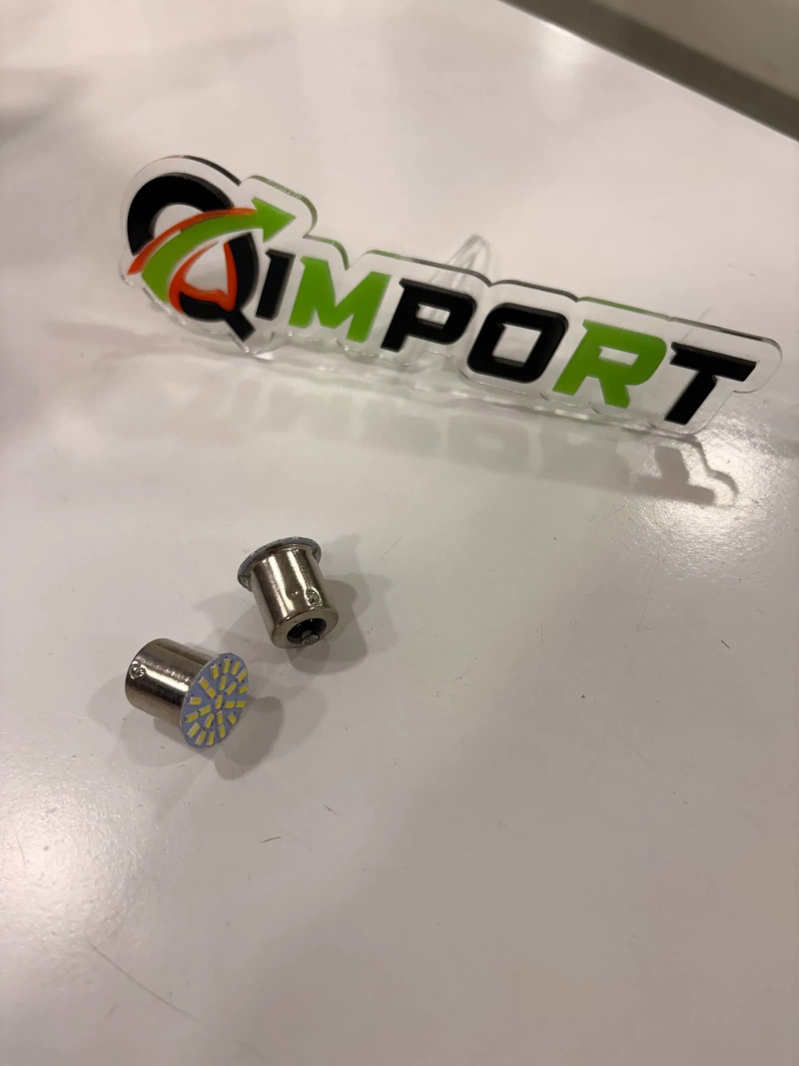 Bombillos Luz LED de Retroceso o Cruce 1156 BA15S para Carro y Moto (El Par) - Iluminación de Alta Potencia